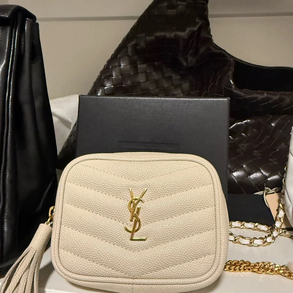 Yves Saint Laurent Cream Quilted Crossbody Bag - Picture 1 of 5